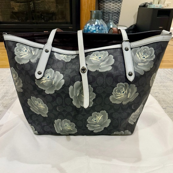 ****** SOLD - Picture 2 of 15